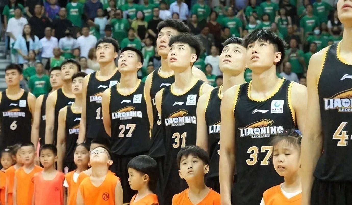 集结日突围战来临,纽约尼克斯围绕亚冠再遭质疑,气氛紧张,高层口径保持一致的简单介绍-玖鼎官网